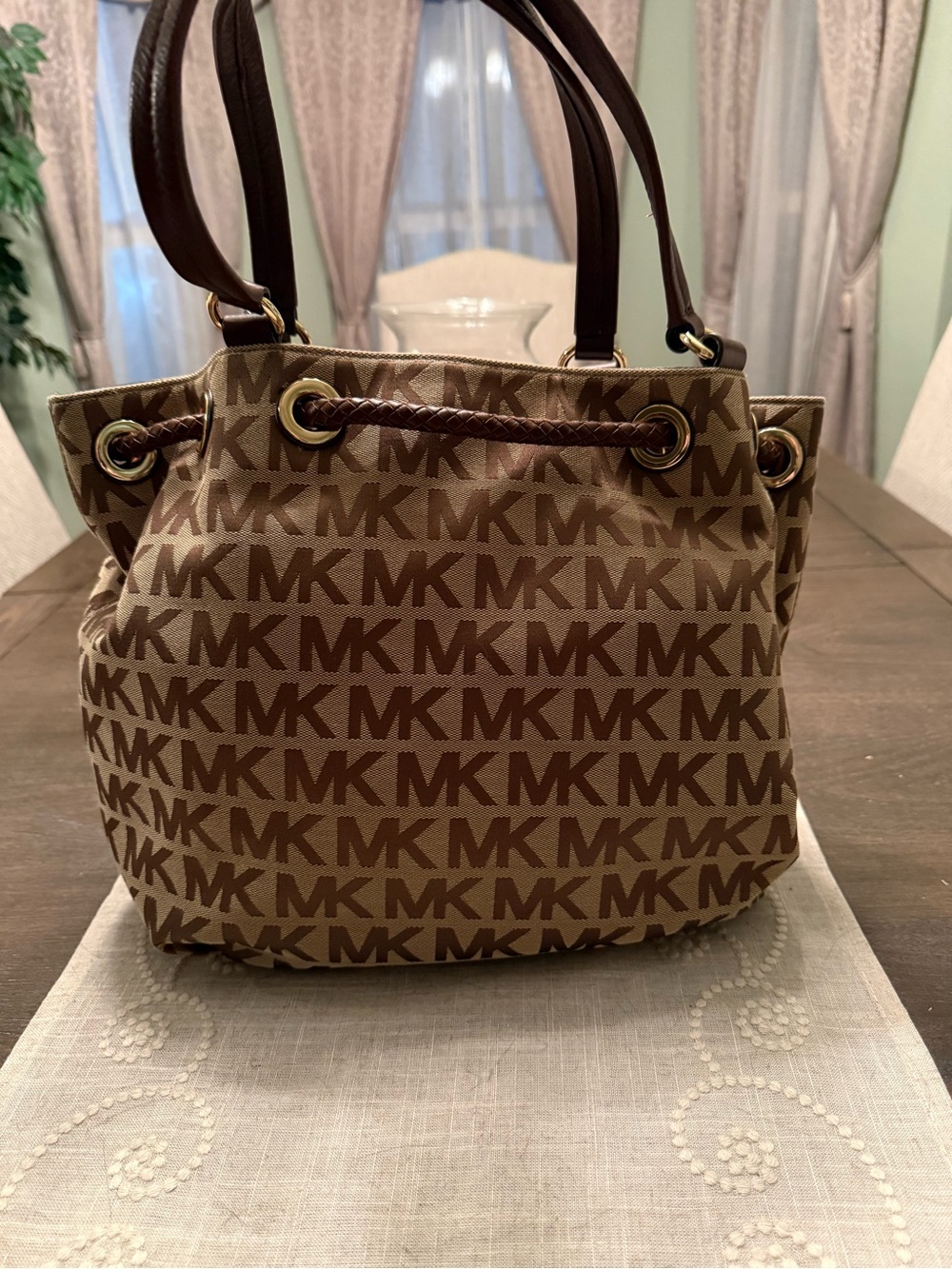 Michael Kors Brown Monogram Drawstring Tassel Handbag & Wallet MK Logo MSRP $450 - Picture 3 of 12